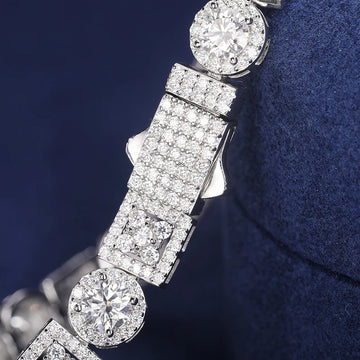 Custom Moissanite Diamond Fine Jewelry Four Leaf Clover Square