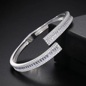 925 Sterling Silver Baguette VVS Moissanite Diamond Bangle