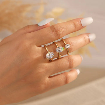 Oval Cut Moissanite Ring