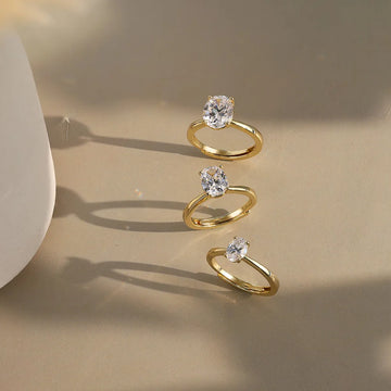 Oval Cut Moissanite Wedding Ring