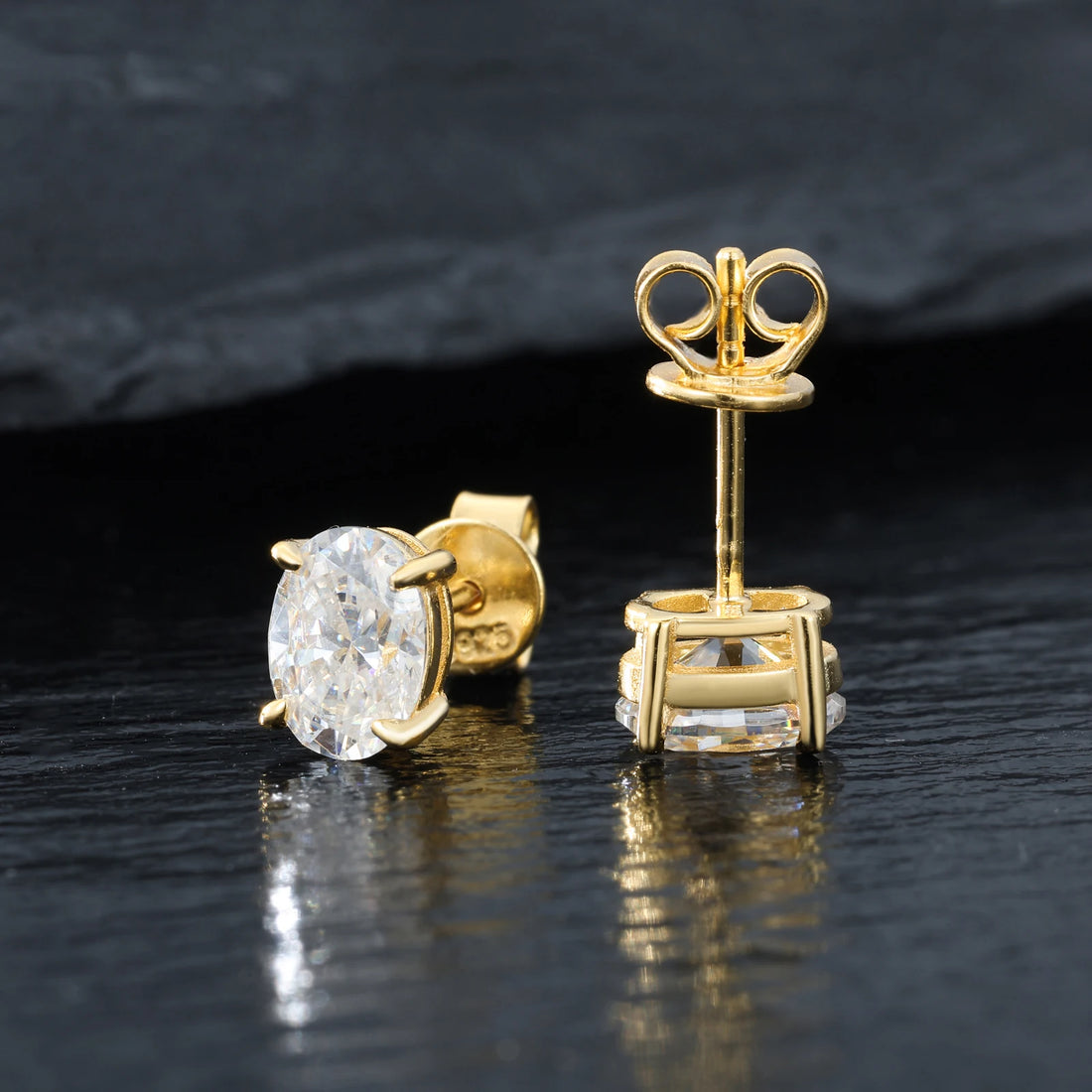 Oval Cut Moissanite Stud Earrings